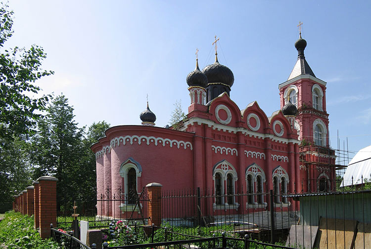 Церковь Успения Пресвятой Богородицы (каменная), Трахонеево (Химкинский городской округ, Московская область). фасады