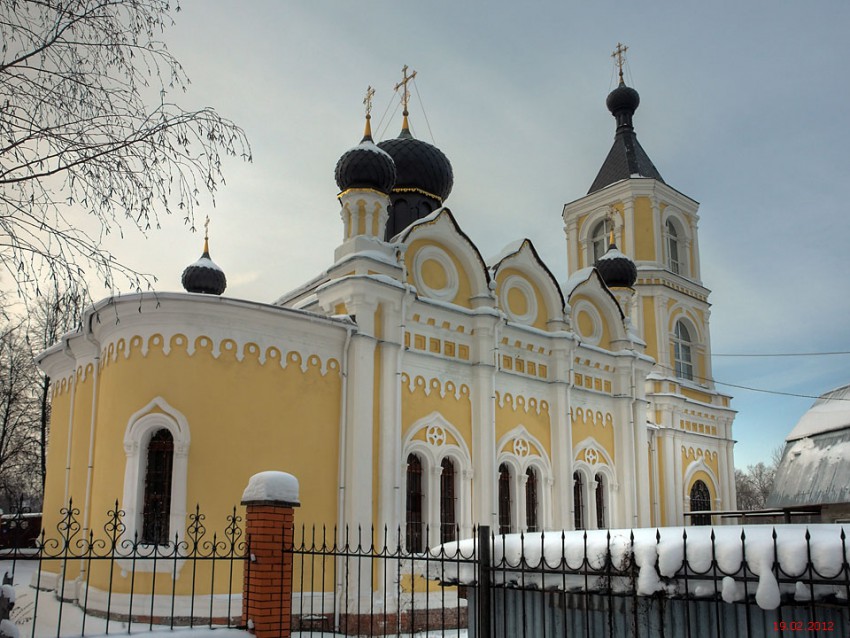 Церковь Успения Пресвятой Богородицы (каменная), Трахонеево (Химкинский городской округ, Московская область). фасады