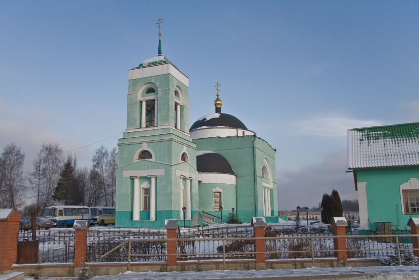 Коледино. Церковь Троицы Живоначальной. фасады