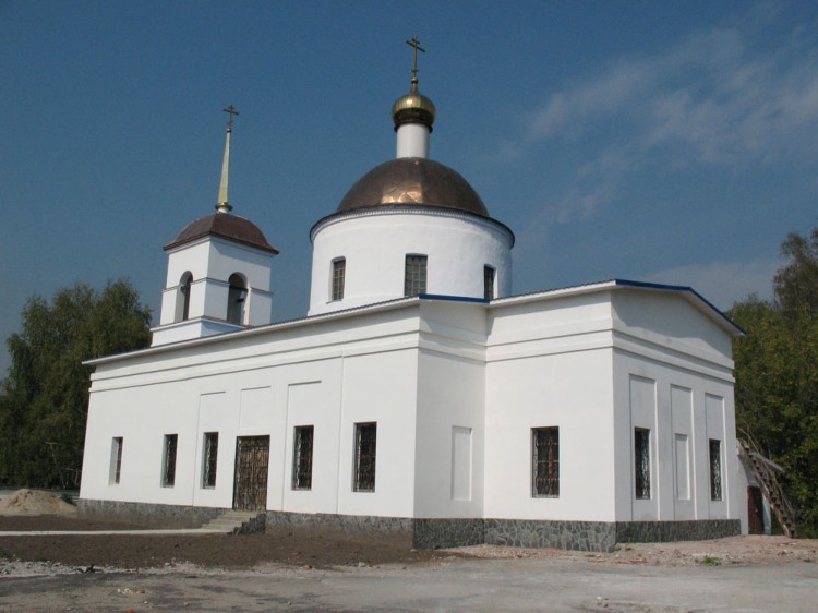 Церковь Рождества Пресвятой Богородицы, Зюзино (Раменский район и гг. Бронницы, Жуковский, Московская область). фасады, Вид с юго-востока.