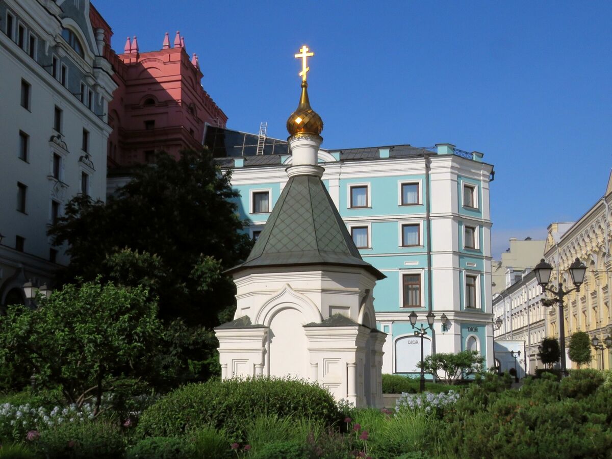 Часовня Рождества Пресвятой Богородицы в Столешниках, Тверской (Центральный административный округ (ЦАО), г. Москва). фасады