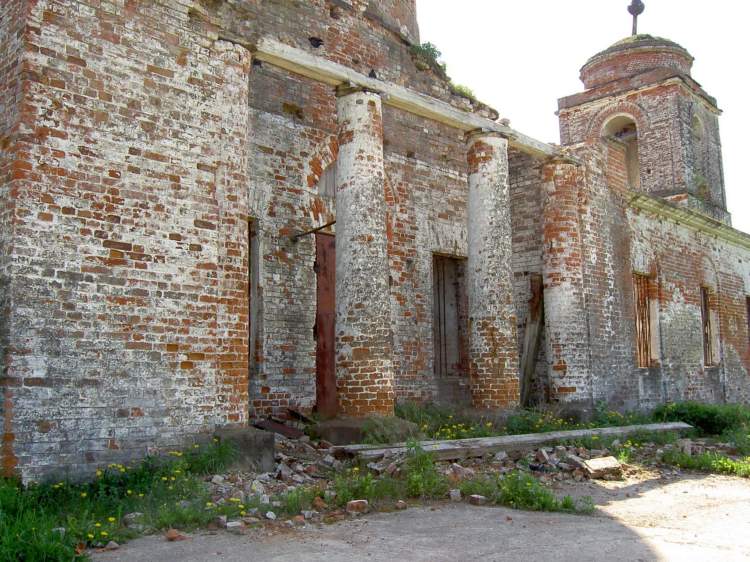 Церковь Георгия Победоносца, Егорье (Медынский район, Калужская область). архитектурные детали