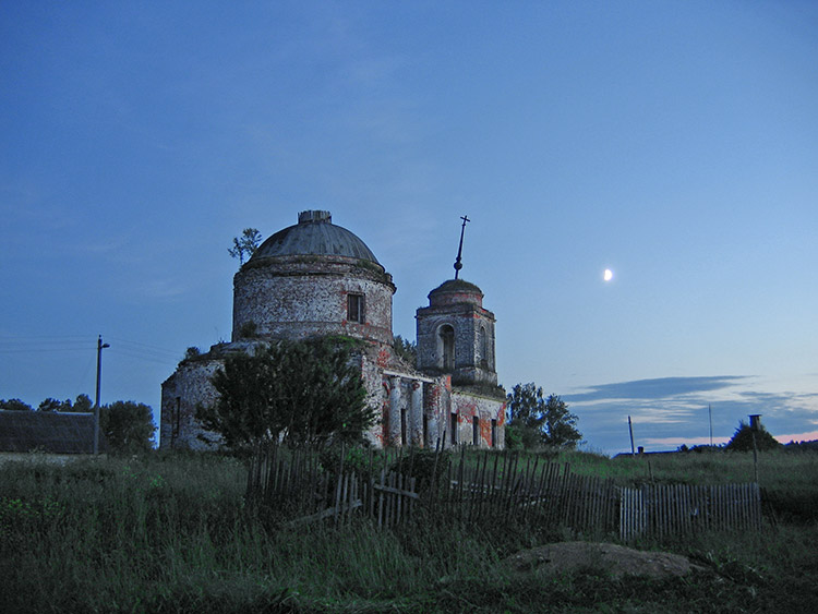 Церковь Георгия Победоносца, Егорье (Медынский район, Калужская область). общий вид в ландшафте