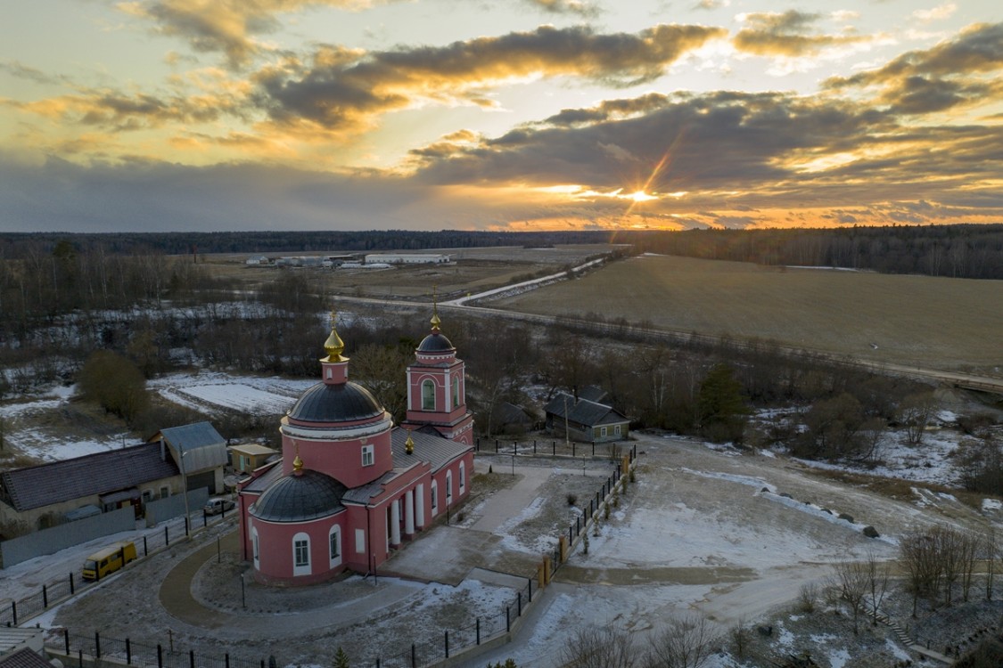 Егорье. Церковь Георгия Победоносца. художественные фотографии