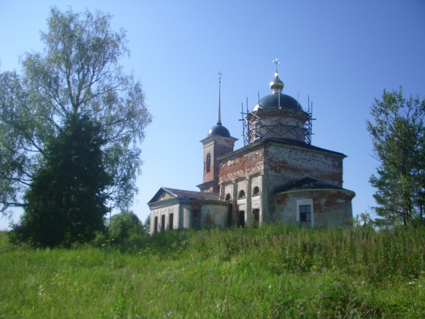 Церковь Михаила Архангела, Архангельское (Наро-Фоминский городской округ, Московская область). фасады