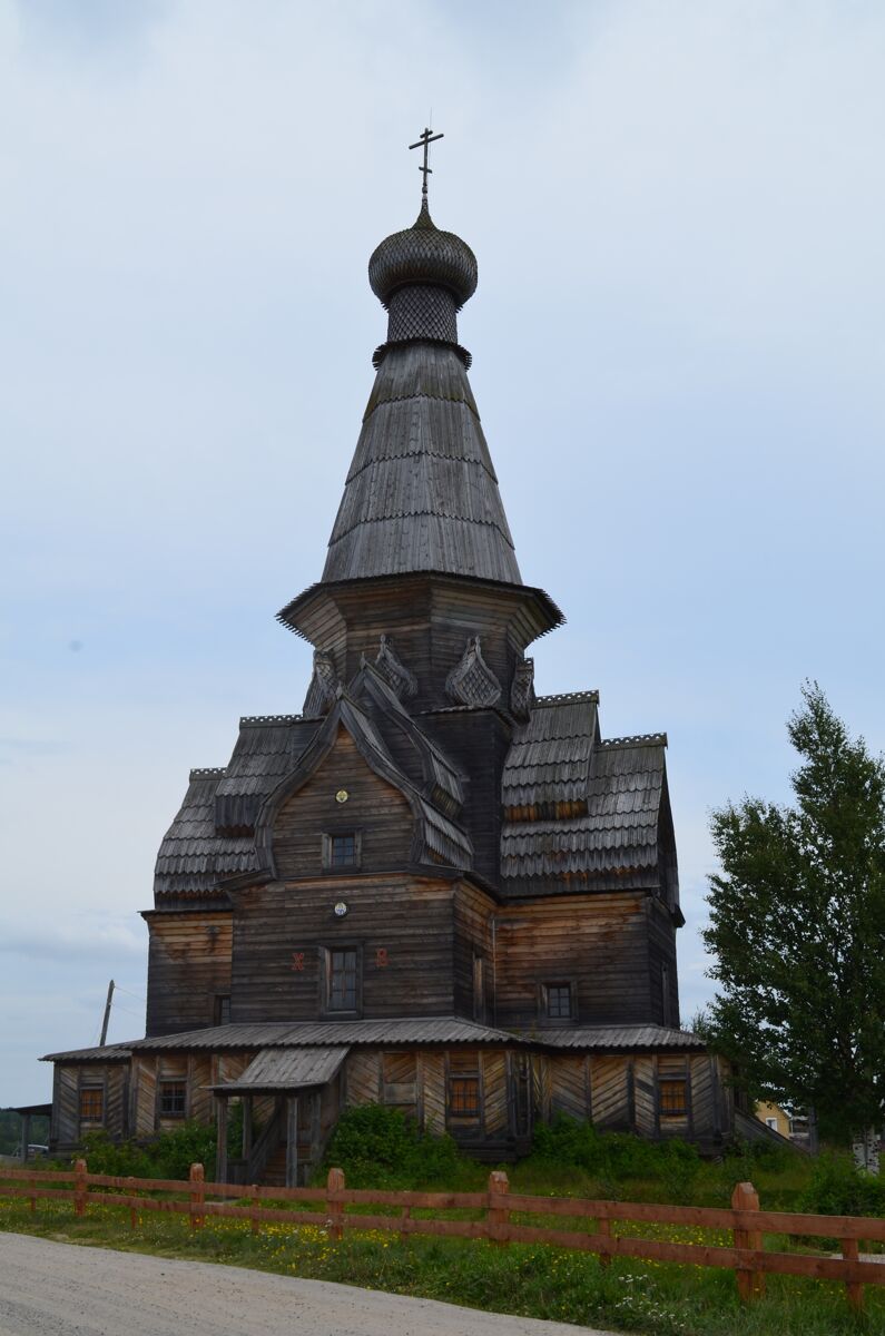 Церковь Успения Пресвятой Богородицы, Варзуга (Терский район, Мурманская область). фасады