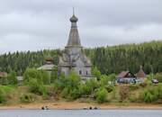 Церковь Успения Пресвятой Богородицы, Вид с реки<br>, Варзуга, Терский район, Мурманская область
