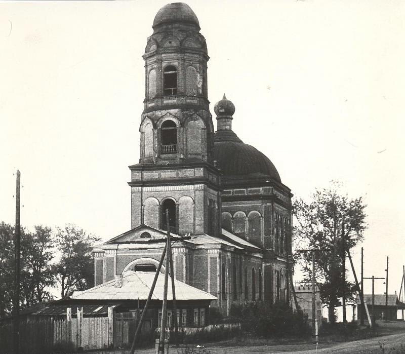 Нижние Муллы. Церковь Троицы Живоначальной. архивная фотография, Фото 1975 года из фондов Муниципального народного музея истории Пермского района