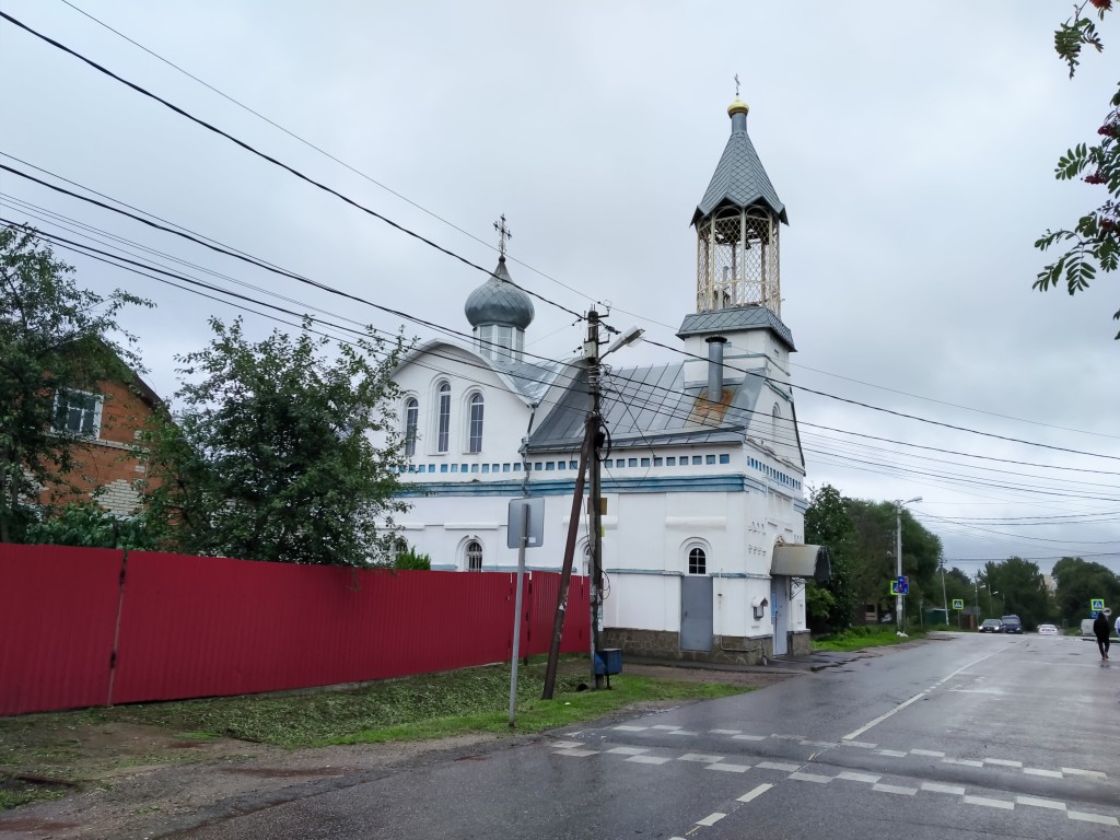 Церковь Михаила Архангела в Пучкове, Лобня (Мытищинский городской округ и гг. Долгопрудный, Лобня, Московская область). фасады