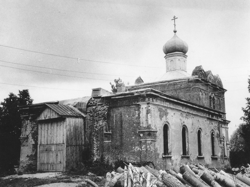 Церковь Николая Чудотворца, Оболенское (Жуковский район, Калужская область). фасады
