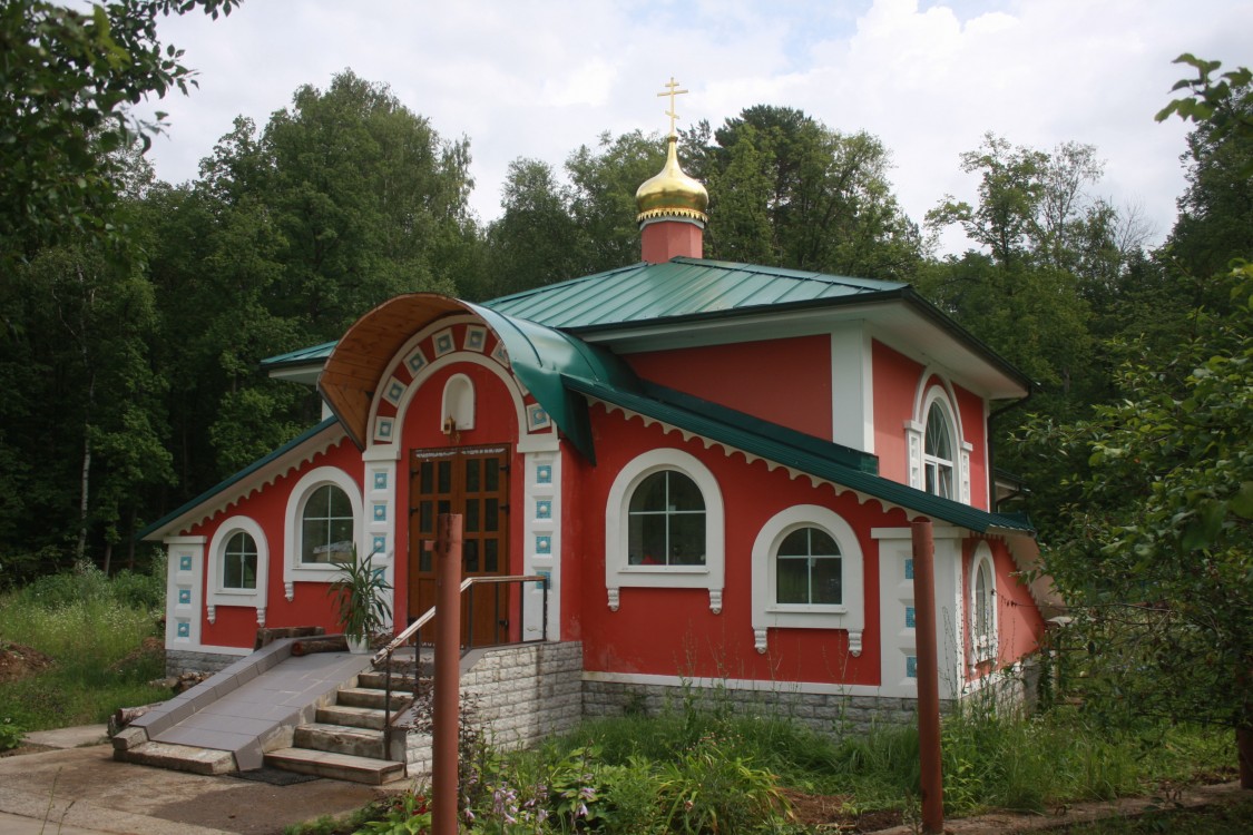 Протвино. Церковь Покрова Пресвятой Богородицы. фасады