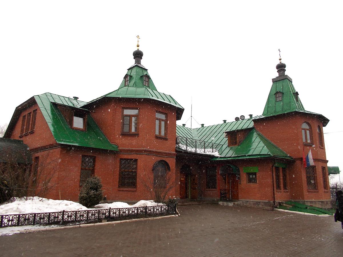 фасады. Крестильная церковь Спаса Всемилостивого в Тропарёве, Тропарёво-Никулино (Западный административный округ (ЗАО), г. Москва)