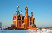 Церковь Николая Чудотворца, Церковь Николая Чудотворца в лучах заходящего солнца.<br>, Излучинск, Нижневартовский район и г. Нижневартовск, Ханты-Мансийский автономный округ