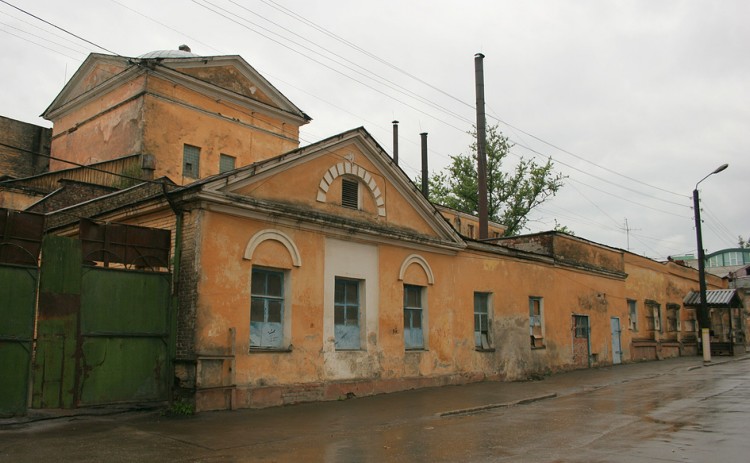 Церковь Сошествия Святого Духа, Калуга (Калуга, город, Калужская область). общий вид в ландшафте