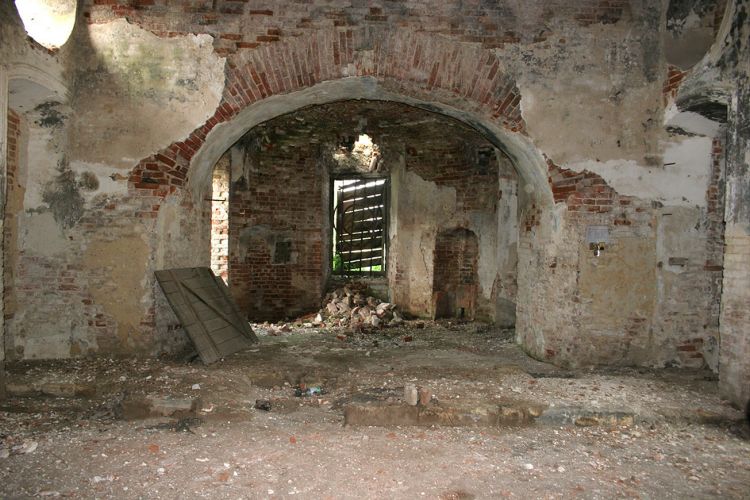 Церковь Успения Пресвятой Богородицы, Красный Городок (Ферзиковский район, Калужская область). интерьер и убранство