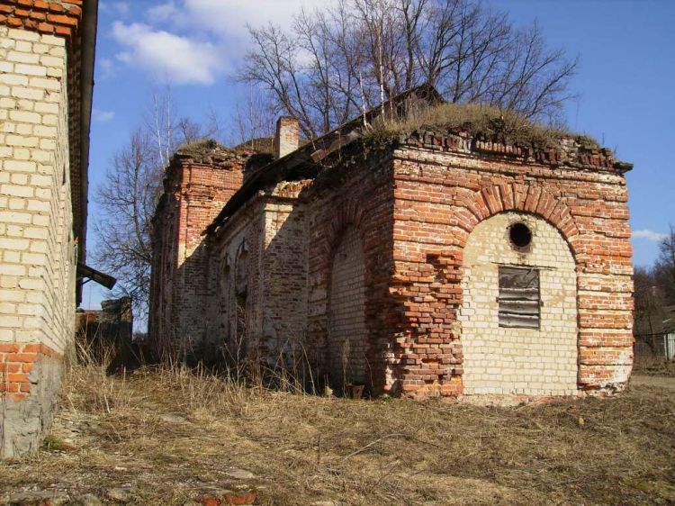 Церковь Успения Пресвятой Богородицы, Красный Городок (Ферзиковский район, Калужская область). фасады