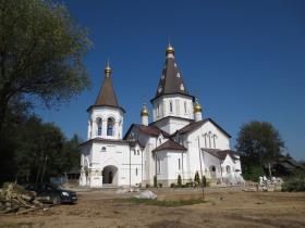 Медвежьи Озёра. Церковь Ксении Петербургской