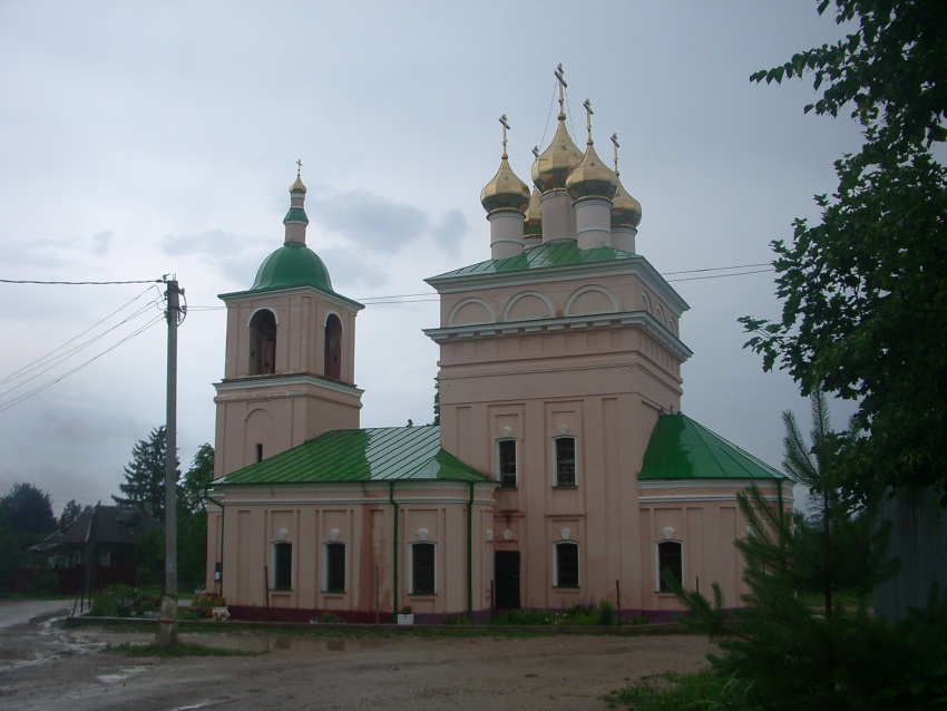 Малоярославец. Церковь Рождества Иоанна Предтечи. фасады