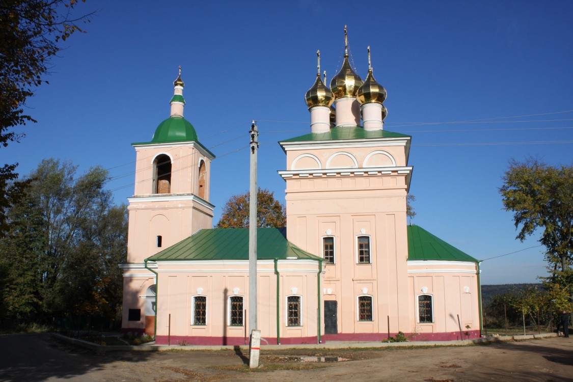 Малоярославец. Церковь Рождества Иоанна Предтечи. фасады