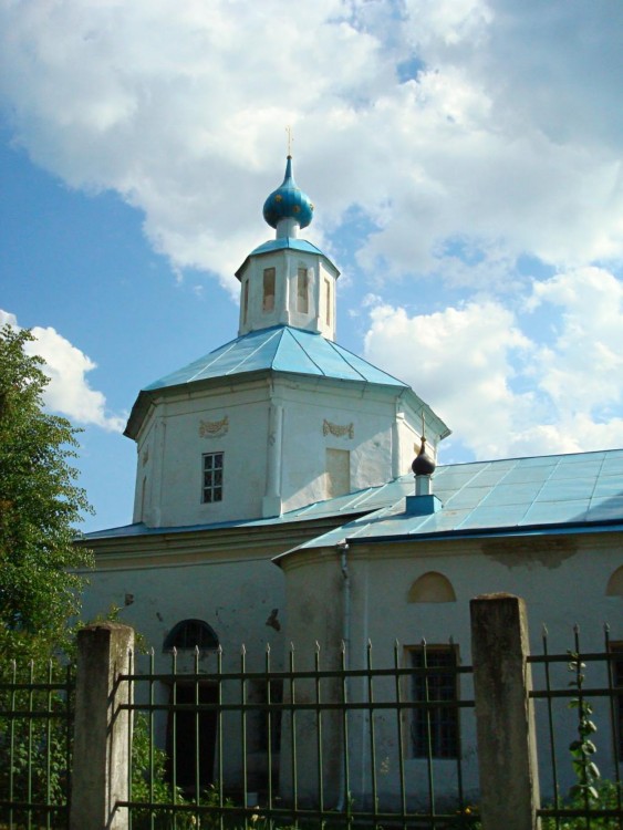 Церковь Покрова Пресвятой Богородицы, Карижа (Малоярославецкий район, Калужская область). архитектурные детали