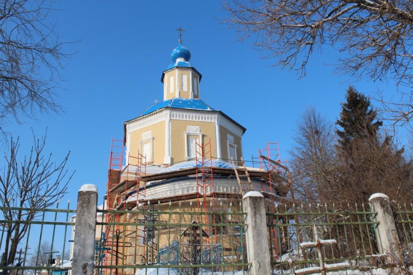 Церковь Покрова Пресвятой Богородицы, Карижа (Малоярославецкий район, Калужская область). фасады, Вид с востока