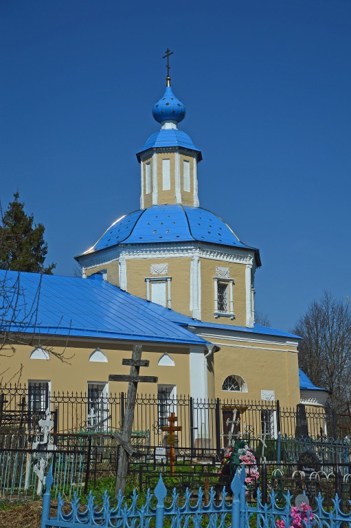 Церковь Покрова Пресвятой Богородицы, Карижа (Малоярославецкий район, Калужская область). архитектурные детали