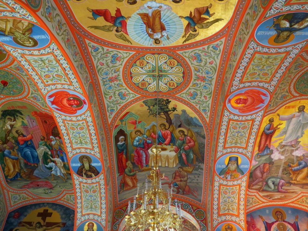 Красное. Церковь Михаила Архангела. интерьер и убранство, Росписи в трапезной