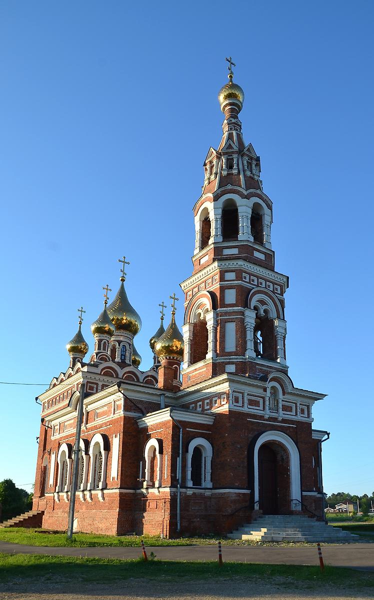 фасады. Церковь Михаила Архангела, Красное (Боровский район, Калужская область)