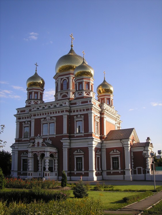 Саратов. Церковь Покрова Пресвятой Богородицы, что на Горах. фасады