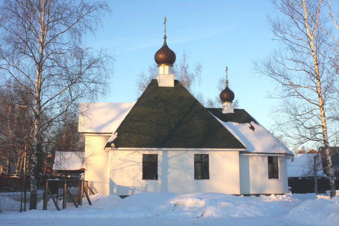 Церковь Серафима Саровского, Алабушево (Солнечногорский городской округ, Московская область). общий вид в ландшафте