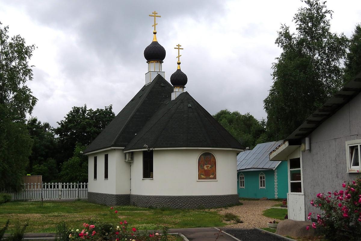 фасады. Церковь Серафима Саровского, Алабушево (Солнечногорский городской округ, Московская область)
