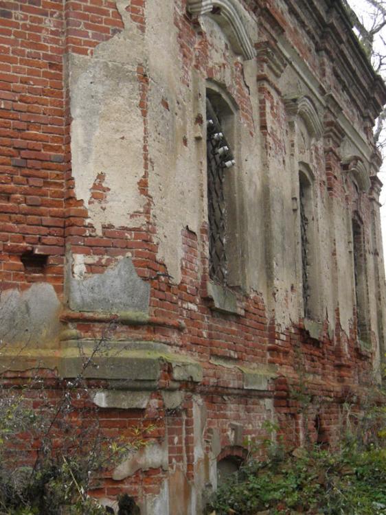 Церковь Спасителя, исцелившего расслабленного, Ведерницы (Дмитровский городской округ, Московская область). архитектурные детали