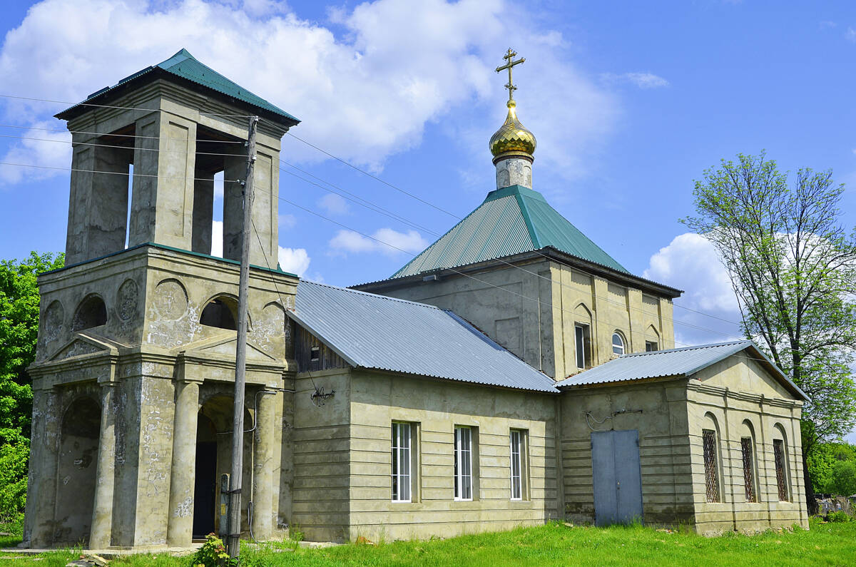 Церковь Рождества Пресвятой Богородицы, Буреломы (Ефремовский район, Тульская область). фасады