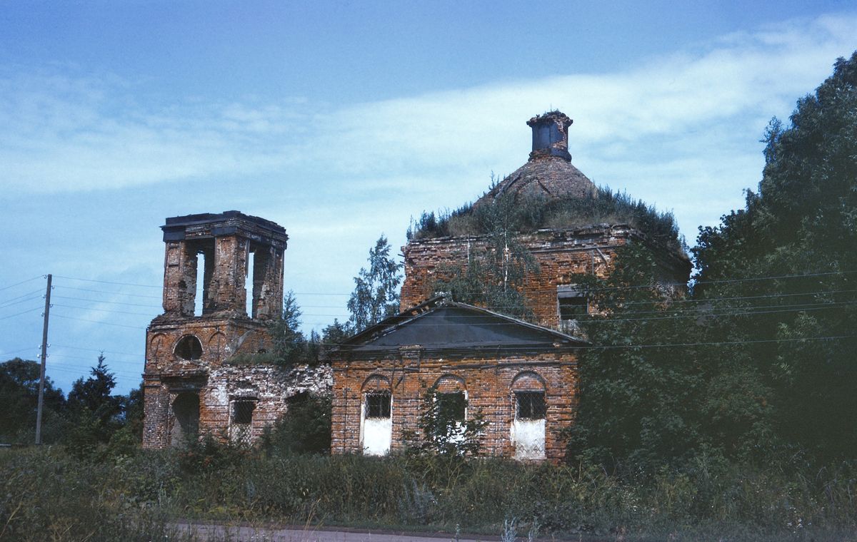 фасады. Церковь Рождества Пресвятой Богородицы, Буреломы (Ефремовский район, Тульская область)