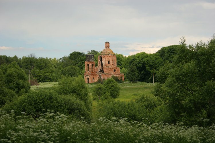 Мезенцево. Церковь иконы Божией Матери 