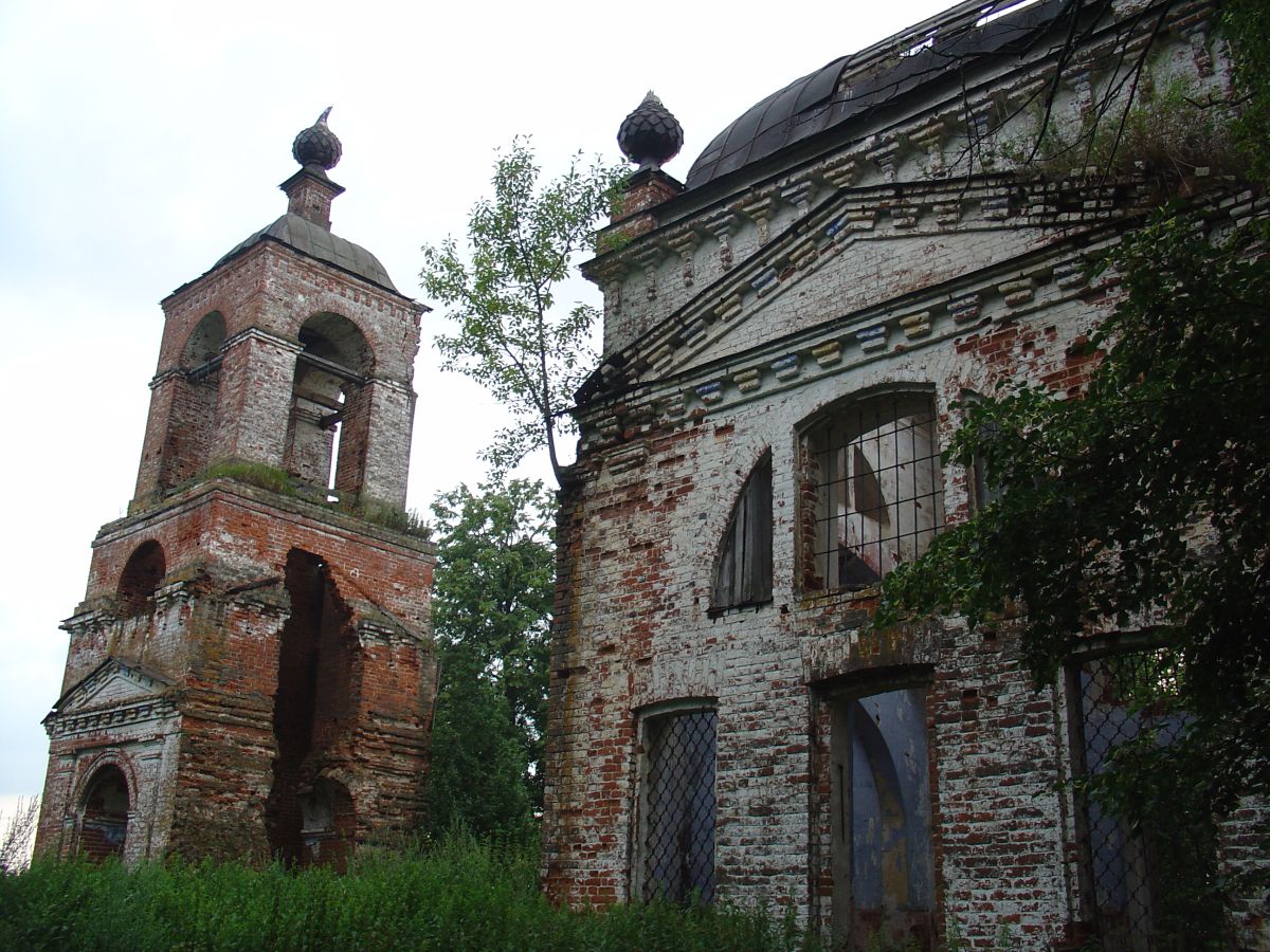 Церковь Троицы Живоначальной, Еропкино (Приволжский район, Ивановская область). архитектурные детали