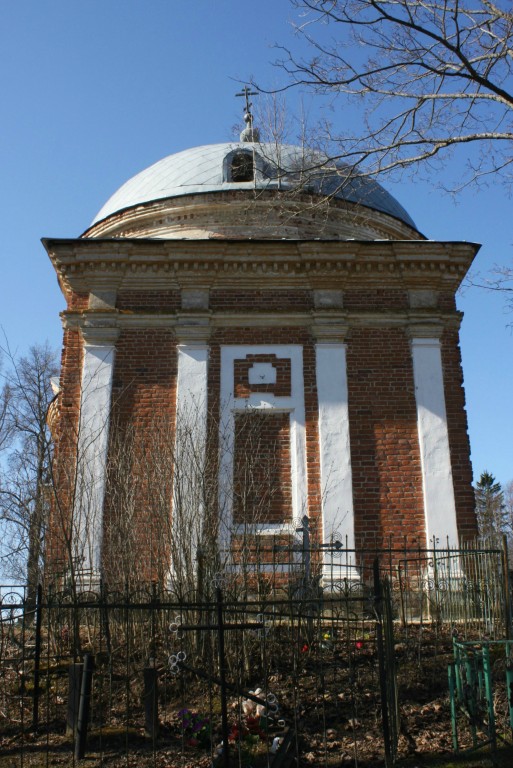 Церковь Спаса Преображения, Липецы (Новодугинский район, Смоленская область). фасады