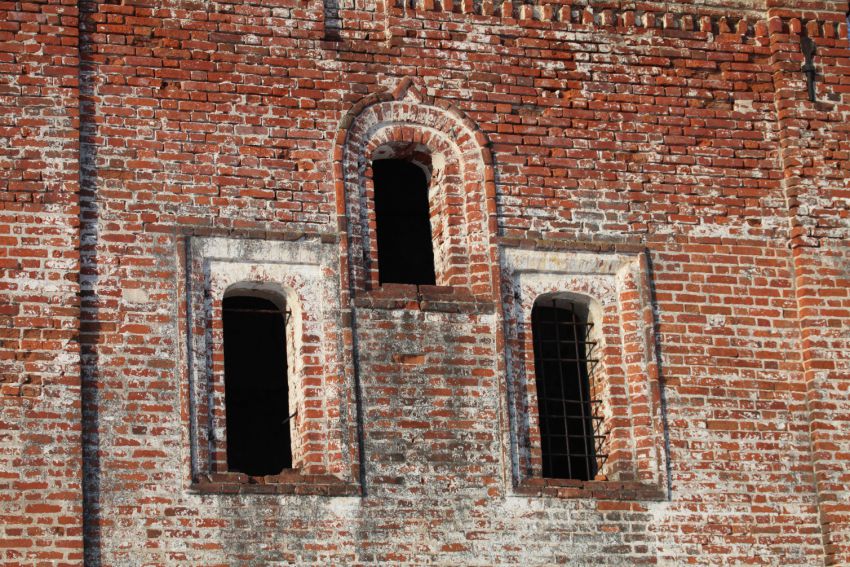 Церковь Троицы Живоначальной, Аристово (Ярославский район, Ярославская область). архитектурные детали