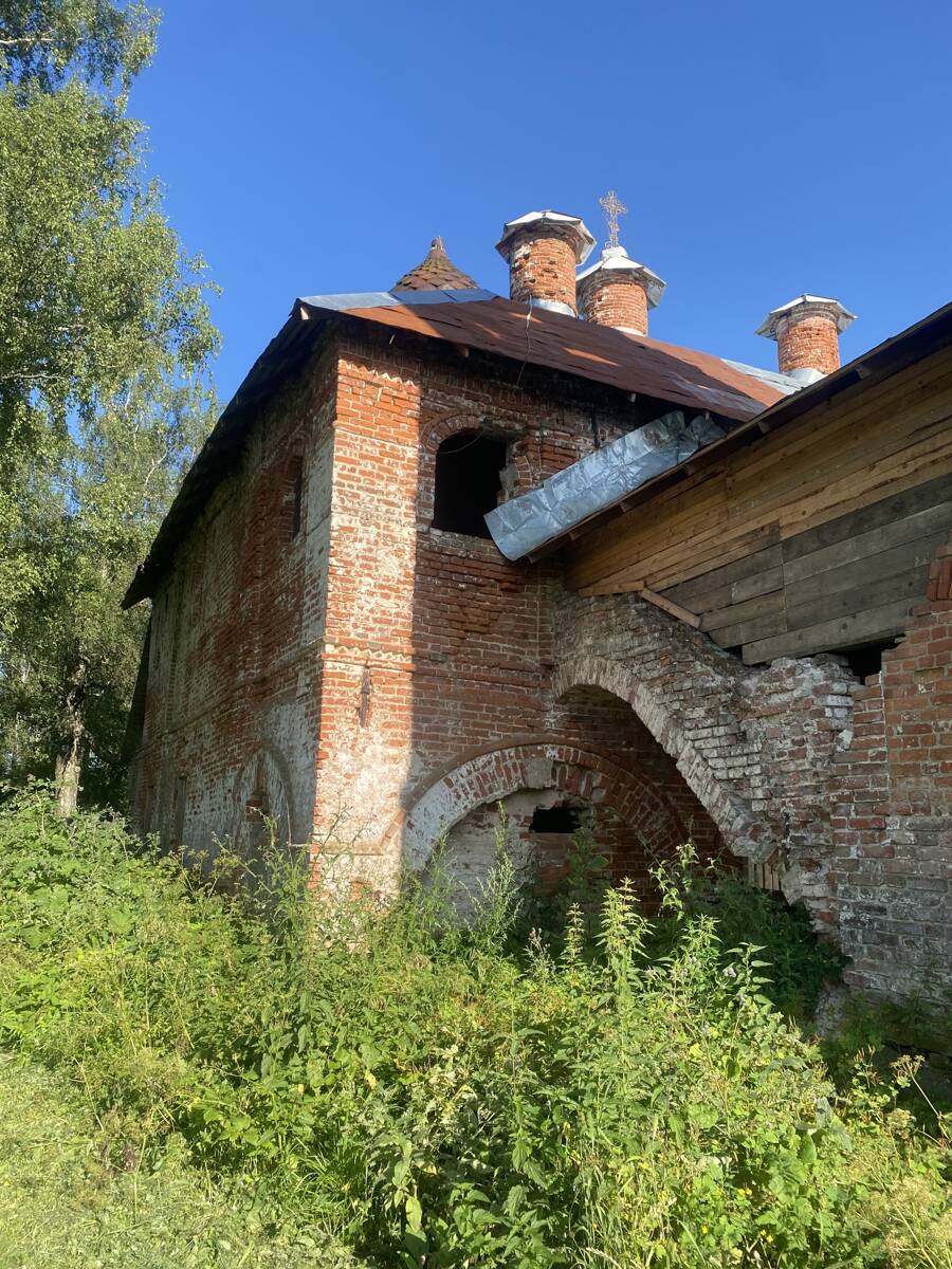 Церковь Троицы Живоначальной, Аристово (Ярославский район, Ярославская область). архитектурные детали