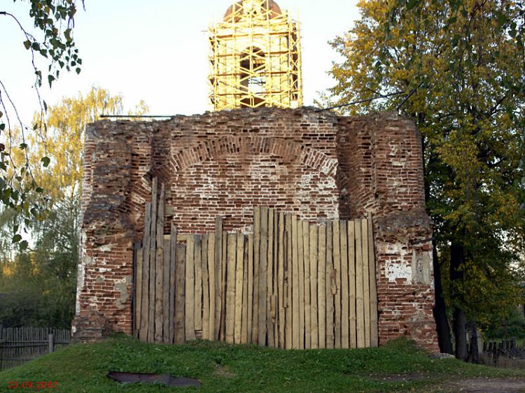 Борисоглебский. Церковь Троицы Живоначальной. фасады