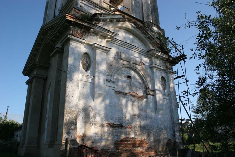 Борисоглебский. Церковь Троицы Живоначальной. архитектурные детали