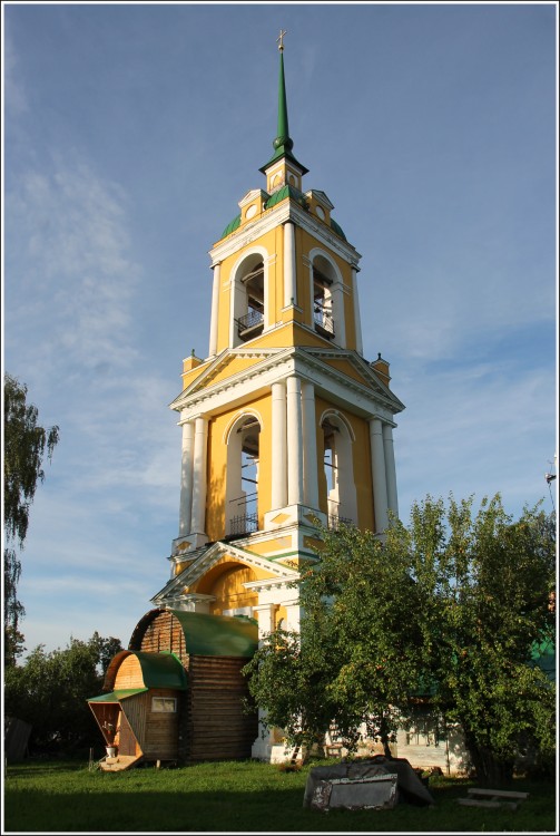 Борисоглебский. Церковь Троицы Живоначальной. фасады