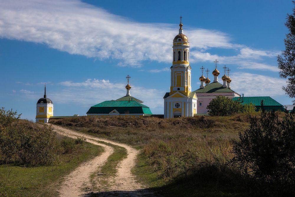 Николо-Чернеевский мужской монастырь, Старочернеево (Шацкий район, Рязанская область). фасады