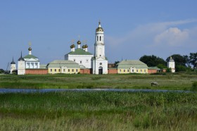 Старочернеево. Николо-Чернеевский мужской монастырь