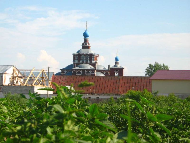 Семиозёрка. Седмиозёрская Богородицкая пустынь. Церковь Евфимия Великого и Тихона Задонского. фасады, Евфимиевский храм - единственный уцелевший.