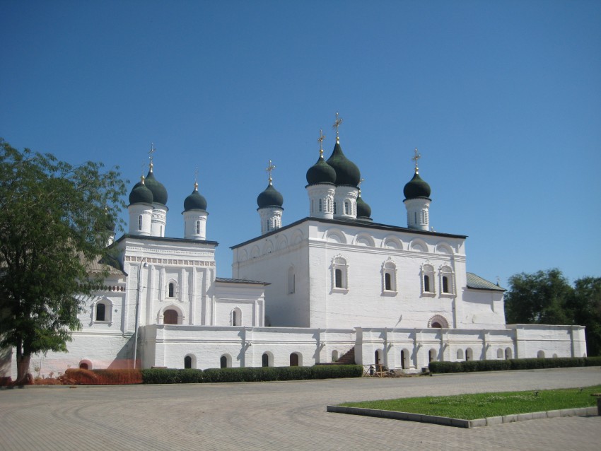 Астрахань. Кремль. Троицкий монастырь. Собор Троицы Живоначальной. фасады