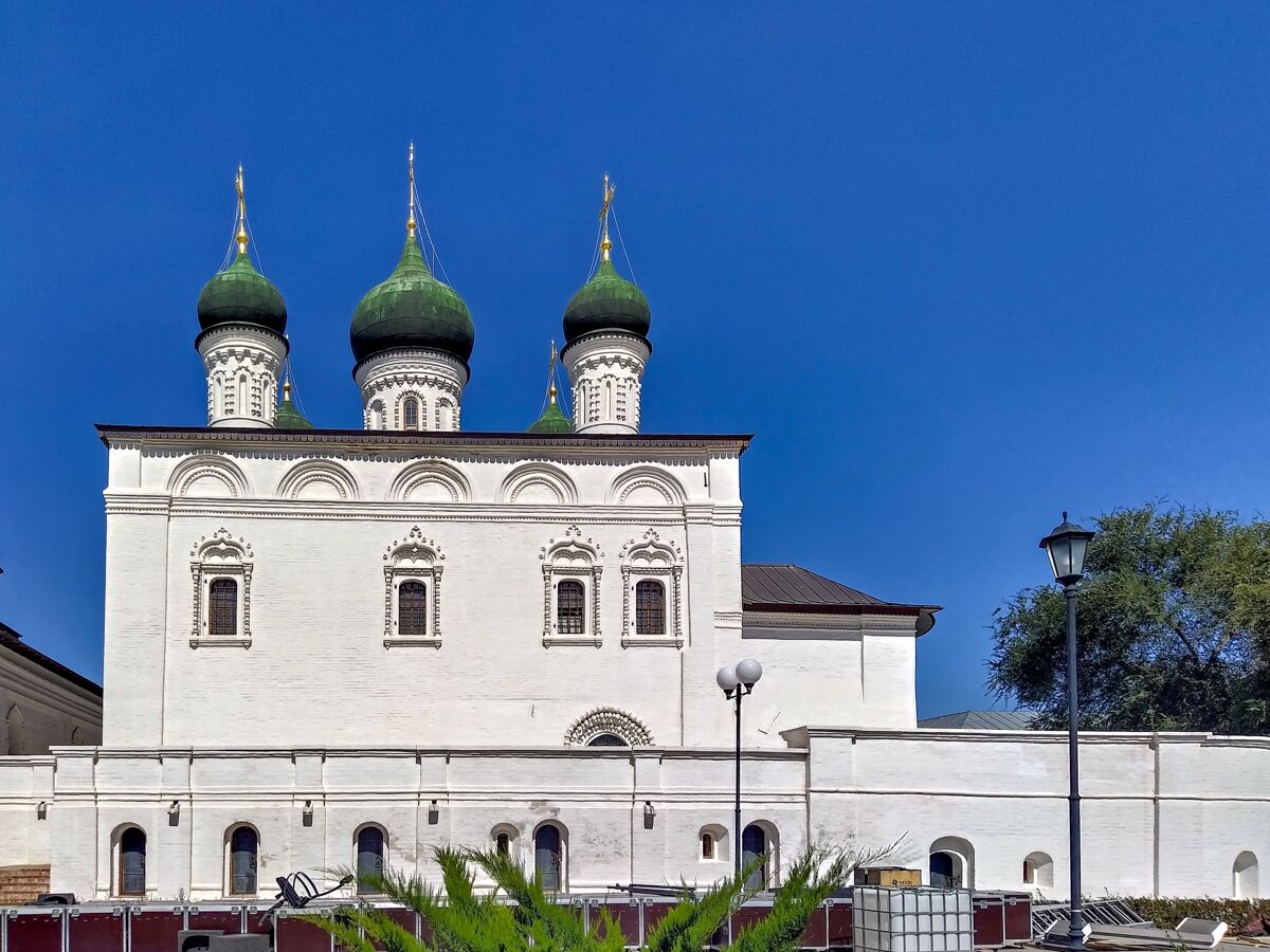 Кремль. Троицкий монастырь. Собор Троицы Живоначальной, Астрахань (Астрахань, город, Астраханская область). фасады