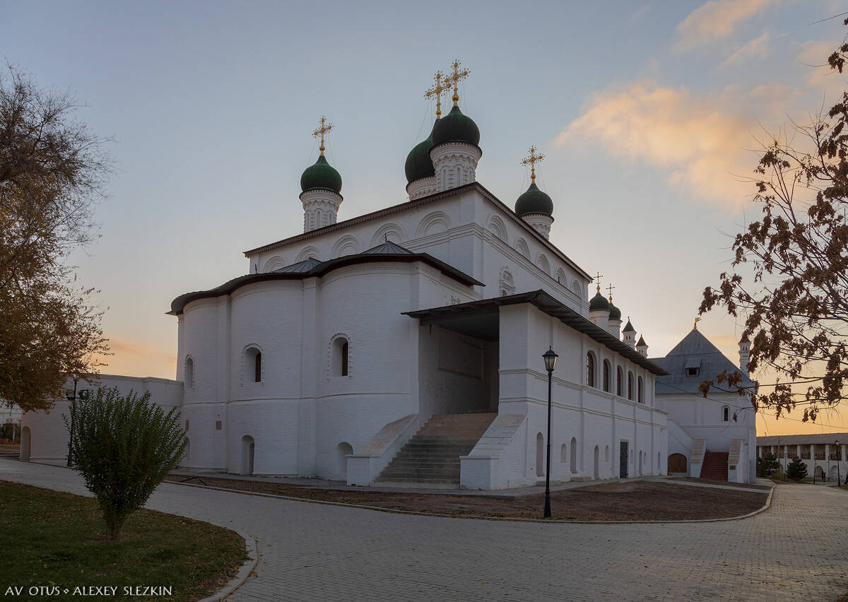 Кремль. Троицкий монастырь. Собор Троицы Живоначальной, Астрахань (Астрахань, город, Астраханская область). фасады