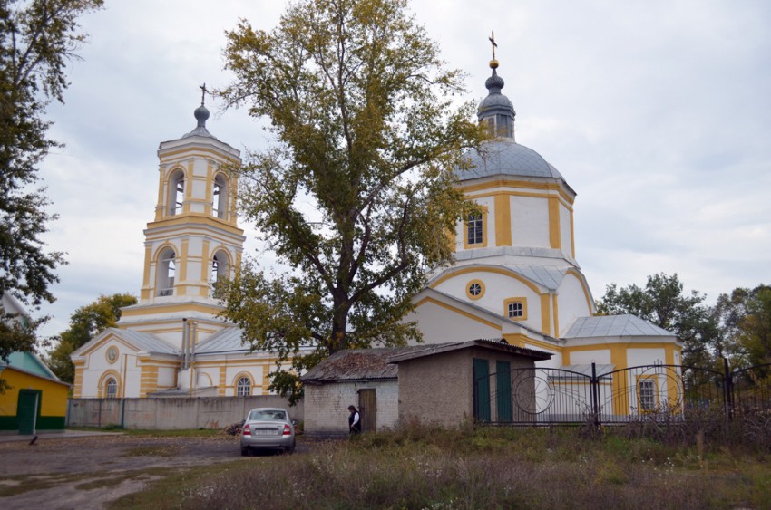 Церковь Покрова Пресвятой Богородицы в Новопокровском, Лиски (Лискинский район, Воронежская область). фасады