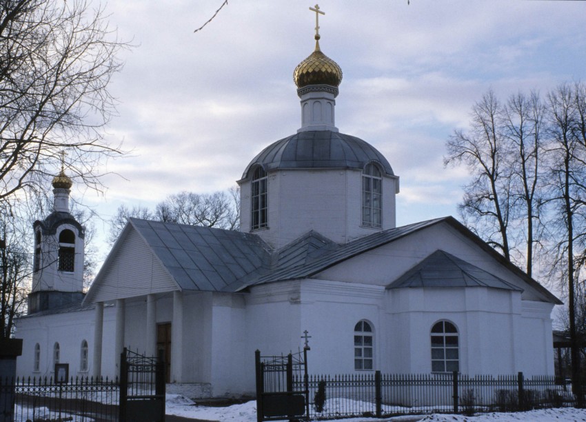 Струнино. Церковь Спаса Преображения. фасады